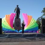 День города Москвы 2010г. Болотная Площадь. Малая сцена. Техническое обеспечение мероприятия под ключ. Прокат звука , сцены, генераторов электроэнергии.
