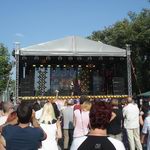 День города Ногинска 2011г. Техническое обеспечение мероприятия. Звук Turbosound Aspect TA880. Свет Martin, Coemar, LED. Сцена Layher, Prolyte.