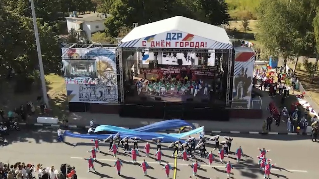 сцена 10м на 12м